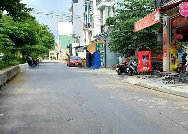 Đất dài 4x32m, hẻm xe tải, gần Uỷ ban Q12, chợ Thạnh Xuân, giá rẻ - Ảnh 1