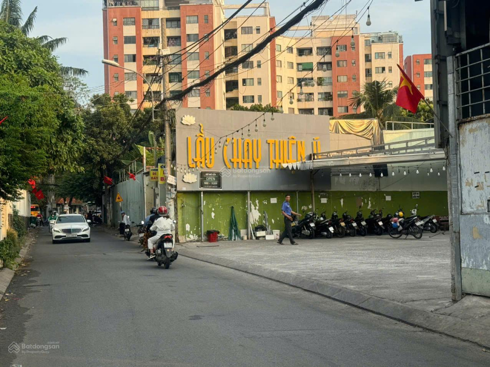 Mặt tiền kinh doanh, 549m2, ngang 12m, gần Hoàng Diệu 2, dòng tiền 70tr/th, chỉ 61 tỷ - Ảnh chính