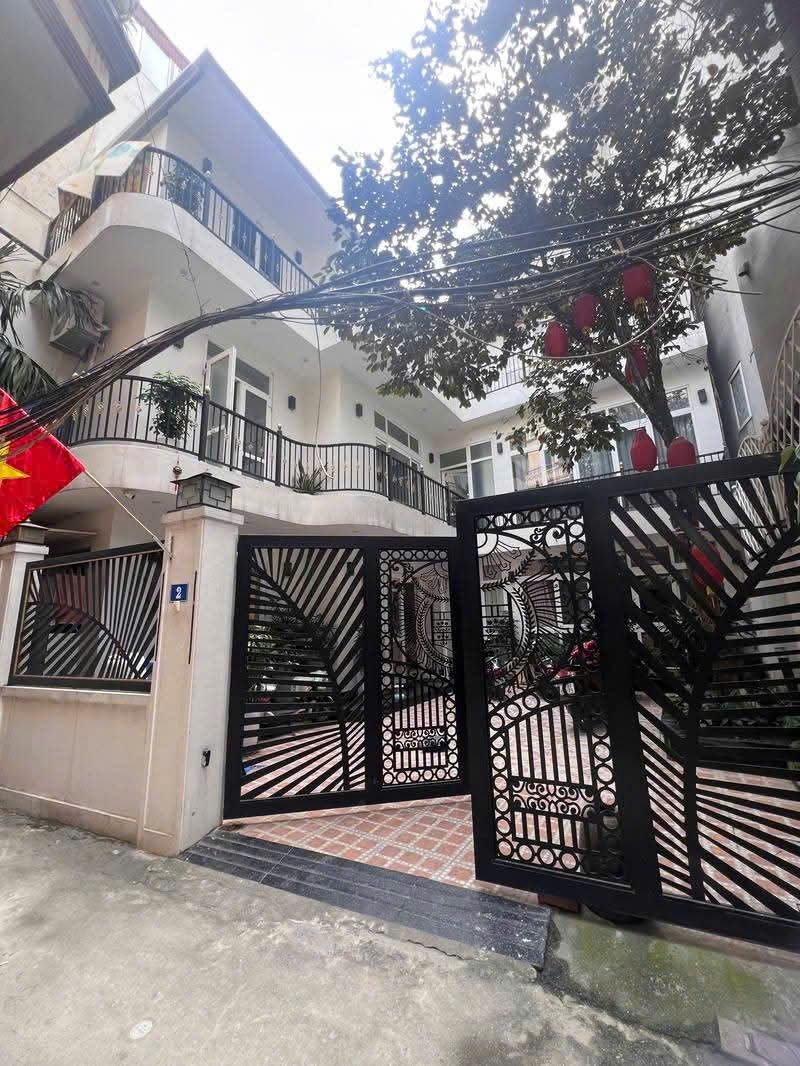 Bán Biệt Thự Siêu Hot , Tây Hồ , HN . DT 165m2 , 3T,  MT 9m . Giá 48 tỷ . - Ảnh 1