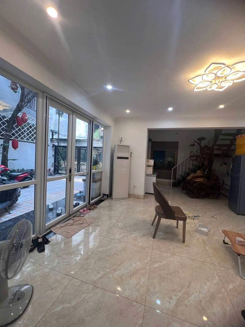 Bán Biệt Thự Siêu Hot , Tây Hồ , HN . DT 165m2 , 3T,  MT 9m . Giá 48 tỷ . - Ảnh 3