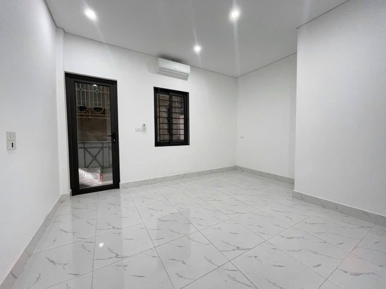 MẶT NGÕ TRẦN KHÁT CHÂN - 20M RA PHỐ - NHÀ MỚI ĐẸP KOONG - GIÁ 5.6 TỶ - Ảnh 1