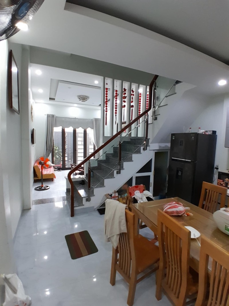 # Nhà Kiệt nhựa 5.5m Thi Sách, 2 Mặt Tiền, 105m2, 3 mê, ở và cho thuê riêng, 6.x tỷ - Ảnh chính