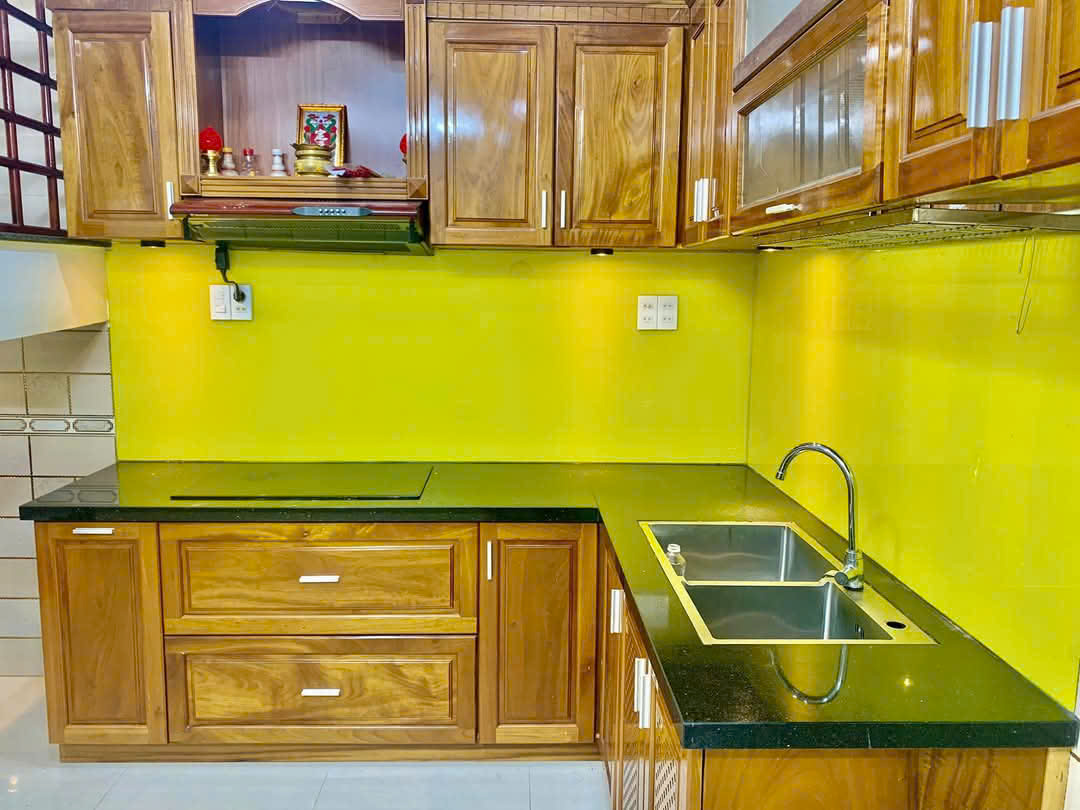 ► Nhà Trưng Nữ Vương, kiệt 2.5-3m khá thẳng, 37m2, 2 tầng 2 mê đúc cứng, xây ở tâm huyết, 2.55 tỷ - Ảnh 1