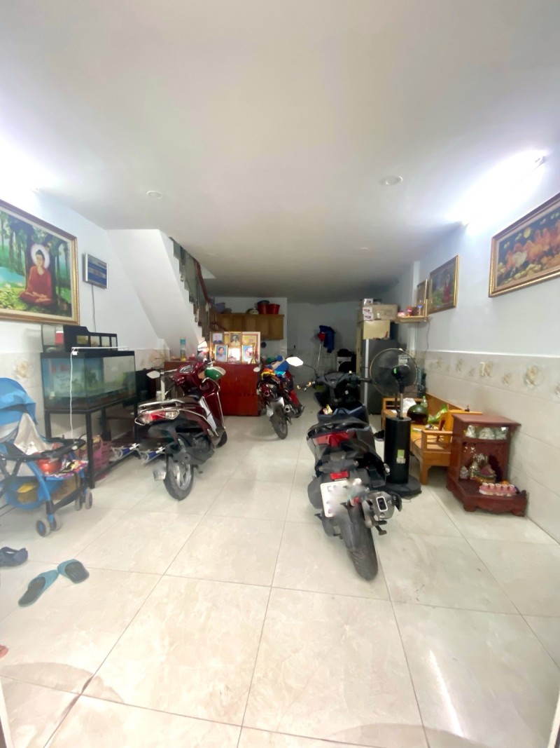 Chủ Xoắn tiếp tục giảm 250 triệu Giá mới 2.45 tỷ. Tổng giảm 400 triệu. NHÀ 2 TẦNG MỚI TINH - HXH 5M - Ảnh chính