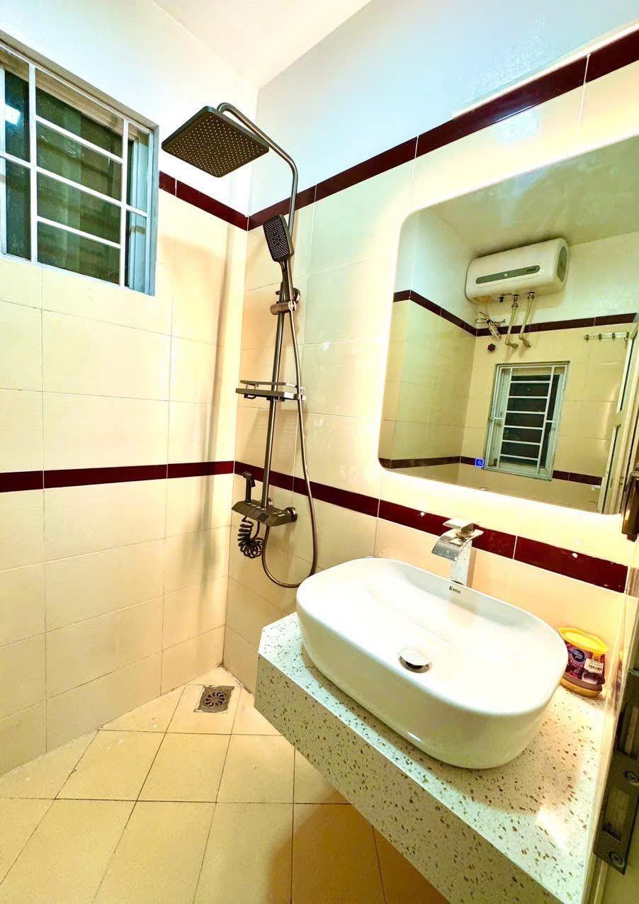 HOÀNG HOA THÁM - TRUNG TÂM QUẬN BA ĐÌNH - ÔTÔ ĐỖ CỔNG - GIÁ 7 TỶ - Ảnh 3