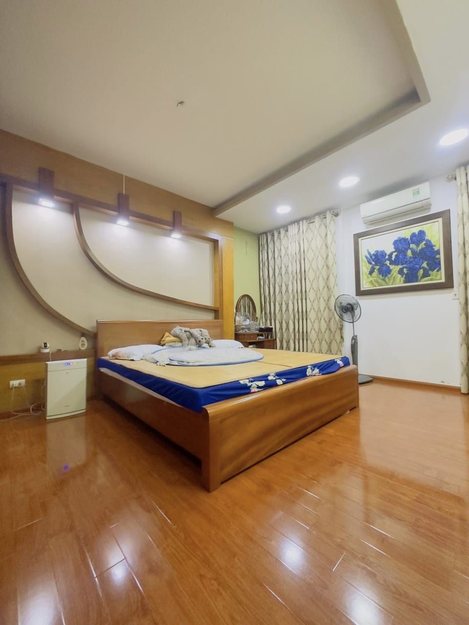 BÁN GẤP PHÂN LÔ PHÙNG CHÍ KIÊN, VỈA HÈ, ÔTÔ TRÁNH, KINH DOANH, DT 58M2 HƠN 16 TỶ - Ảnh 1