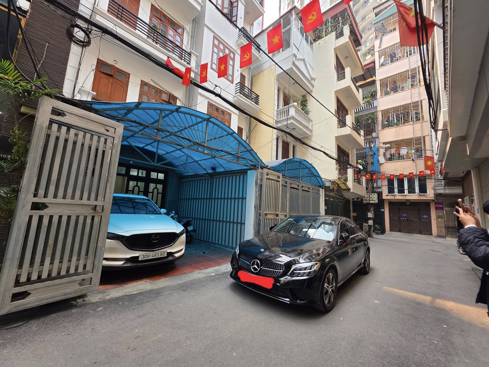 Bán nhà Phân Lô Ôtô tránh Phố Trung Kính 105m/6Tầng/MT 4.7m 38.8 Tỷ,Hiếm Nhà Bán - Ảnh chính