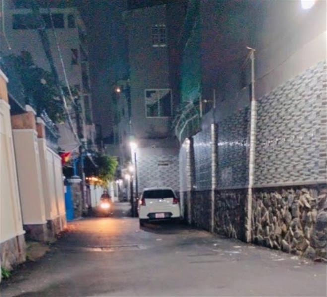 Bán nhà Gò Vấp, hẻm xe hơi đường Lê Quang Định, 6 x 23, giá rẻ, giáp Bình Thạnh - Ảnh 2