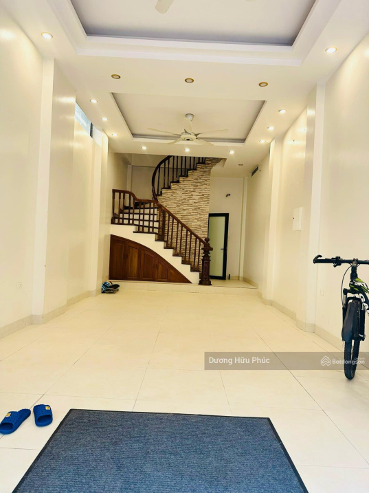 BÁN NHÀ 50M2, LÊ QUANG ĐẠO, NAM TỪ LIÊM, HÀ NỘI - GIÁ 9.6 TỶ - SỔ ĐỎ CHÍNH CHỦ - Ảnh 1