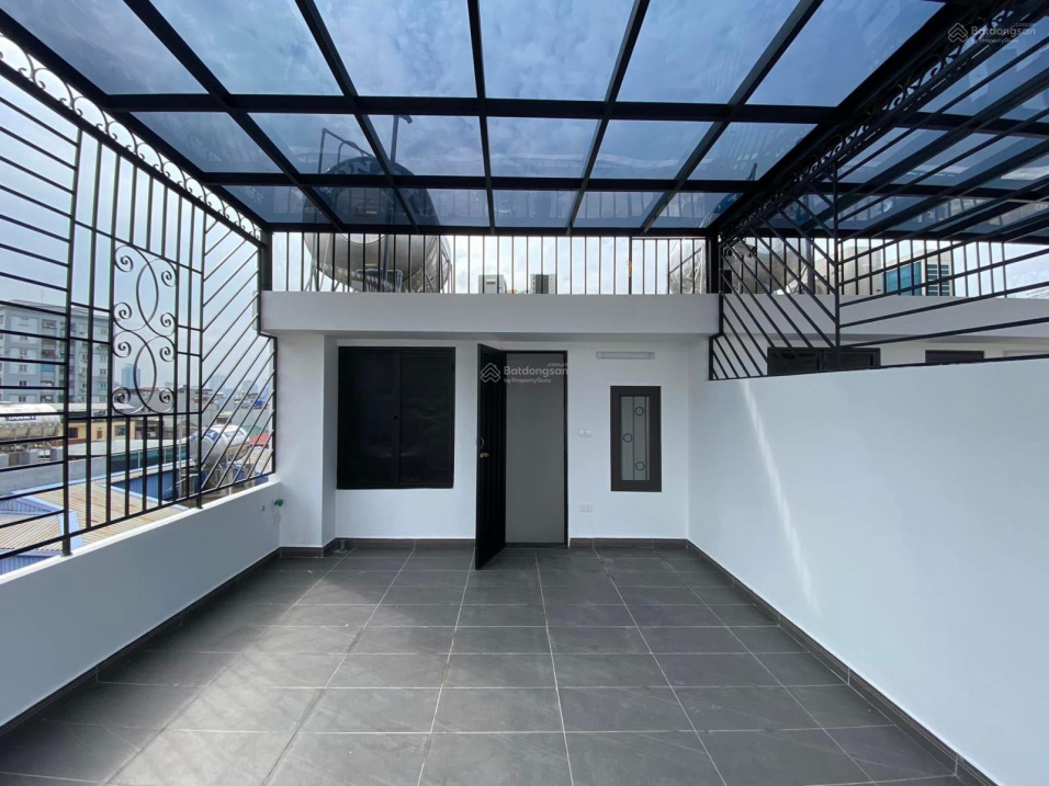 17.5 Tỷ sở hữu Toà nhà 7T Nguyễn Văn Huyên, Ô Tô Tránh , 52M2, MT 4.2M, Kinh Doanh - Ảnh 4