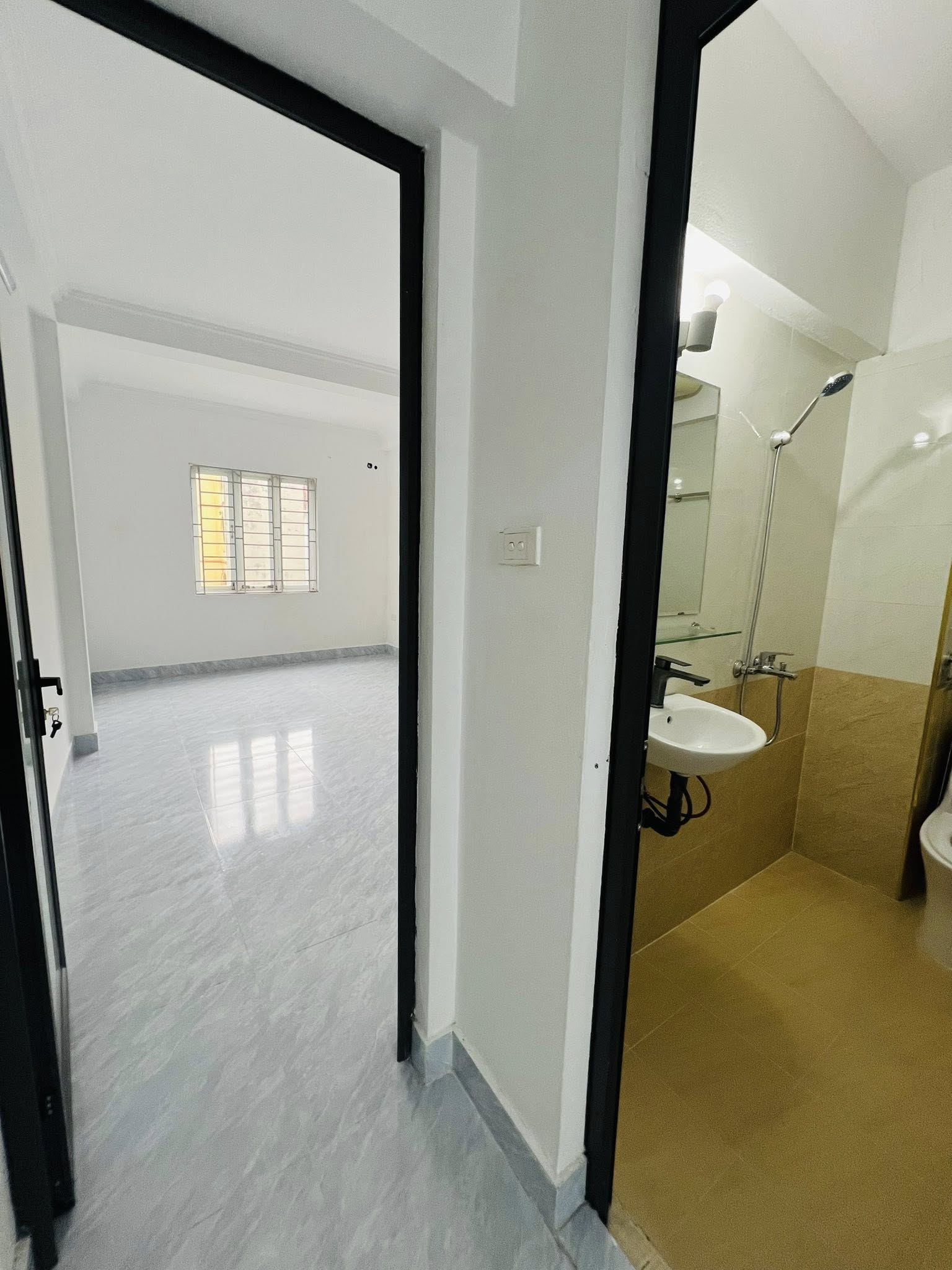 NHÀ PHỐ, TỨ LIÊN, TÂY HỒ-KD-Ô TÔ: 39M X4T, MT 3,7M, GIÁ 10 TỶ. - Ảnh chính