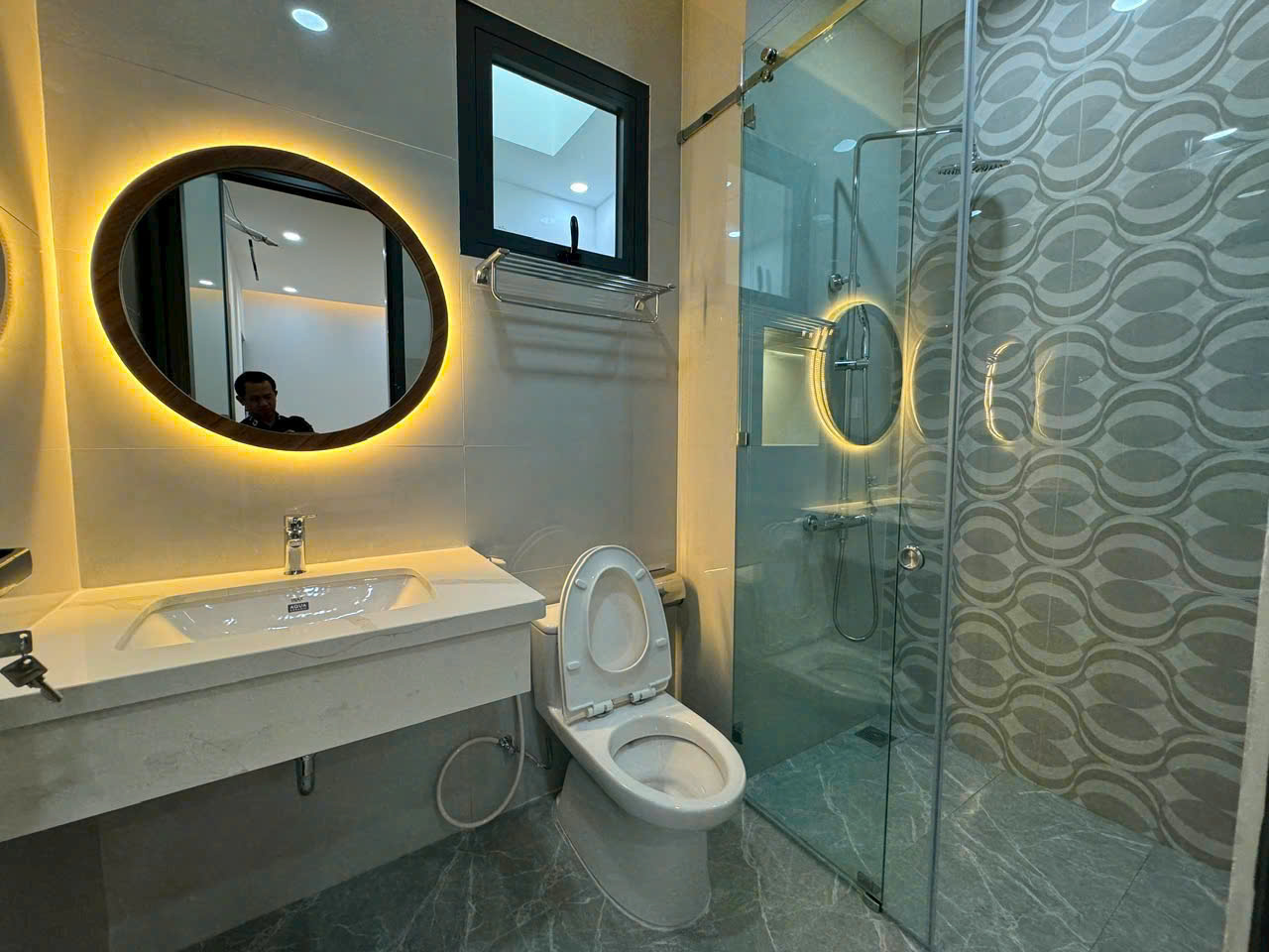 Nhà mới đẹp mặt tiền kinh doanh đầu Nguyễn Thị Minh Khai - 10.9 tỷ - Ảnh 2