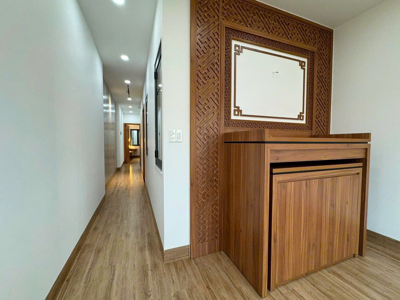Nhà mới đẹp mặt tiền kinh doanh đầu Nguyễn Thị Minh Khai - 10.9 tỷ - Ảnh 3
