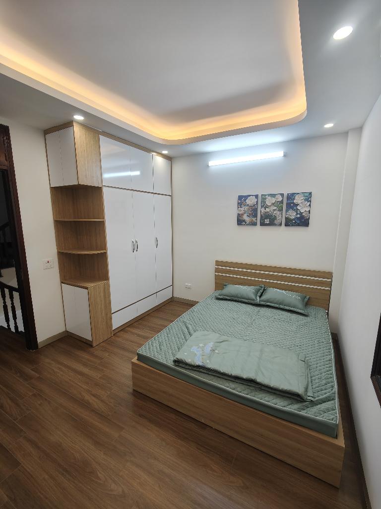 NHÀ ĐẸP Ở NGAY - DÂN XÂY - 2 MẶT THOÁNG - CÁCH MP NGUYỄN HOÀNG 30M - Ô CHỜ THANG MÁY. - Ảnh 3