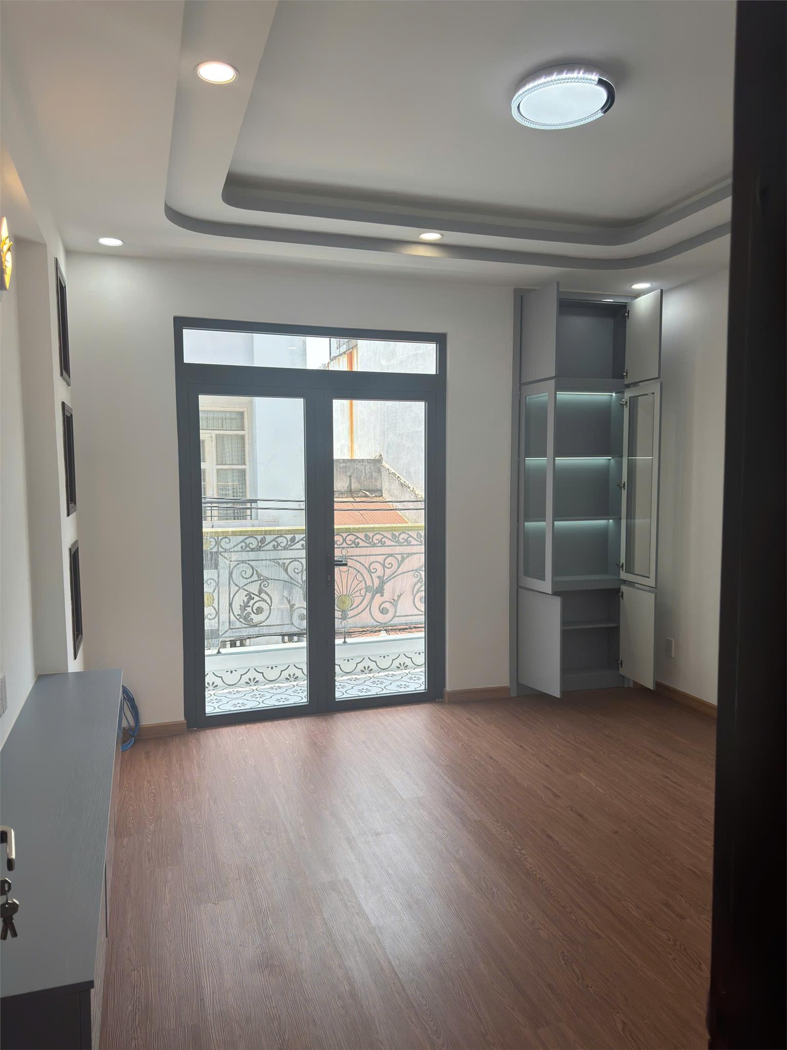 ** Bán nhà HXH đường Trường Chinh, P12, Tân Bình, 5 tầng - 11,8 tỷ - Ảnh 1