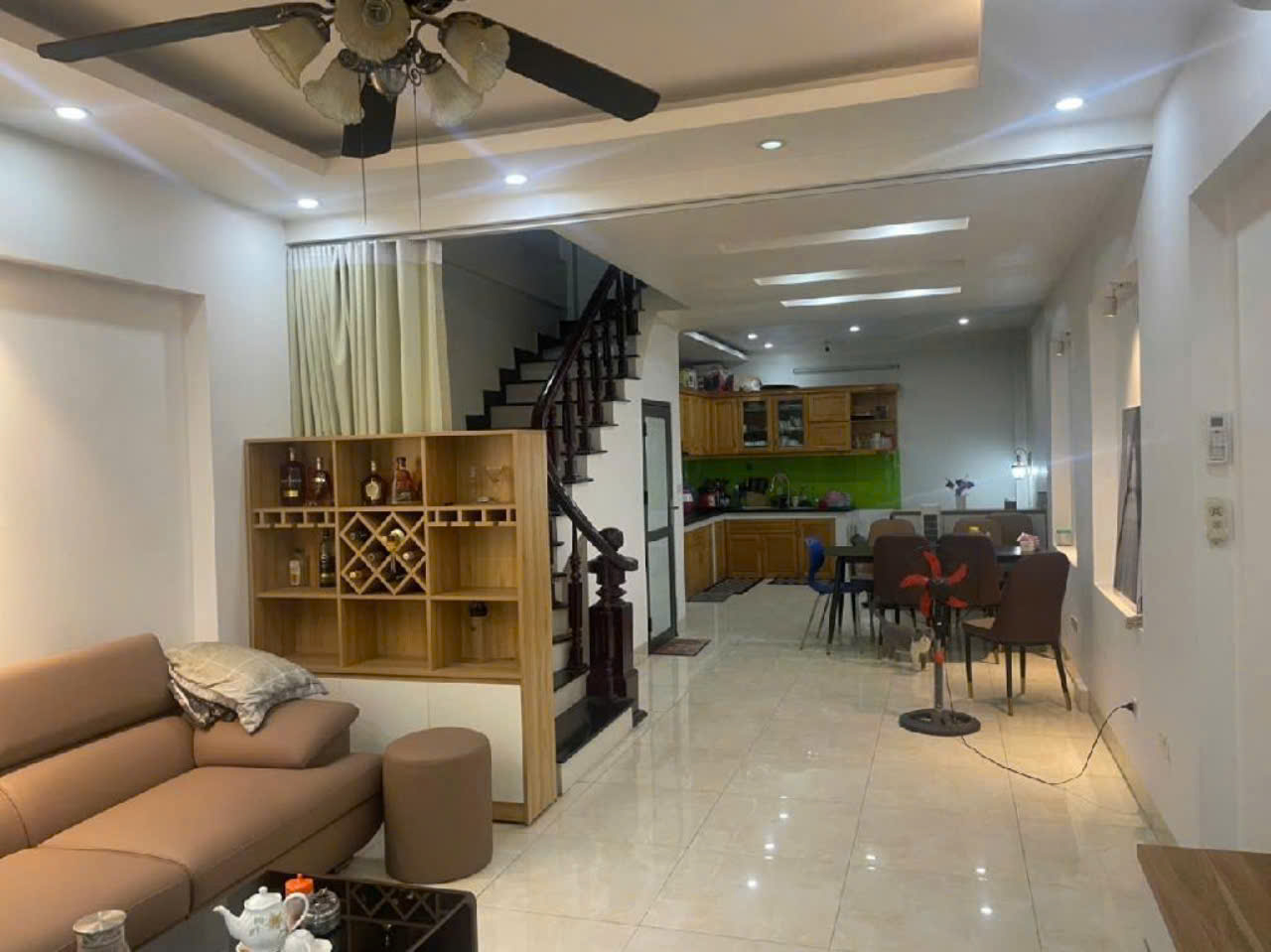 CẦN BÁN NHÀ CHÍNH CHỦ - CÓ 2 VỈA HÈ - VIEW VƯỜN HOA - NO10 - LK 366 KHU CỔNG ĐỒNG - Ảnh 3