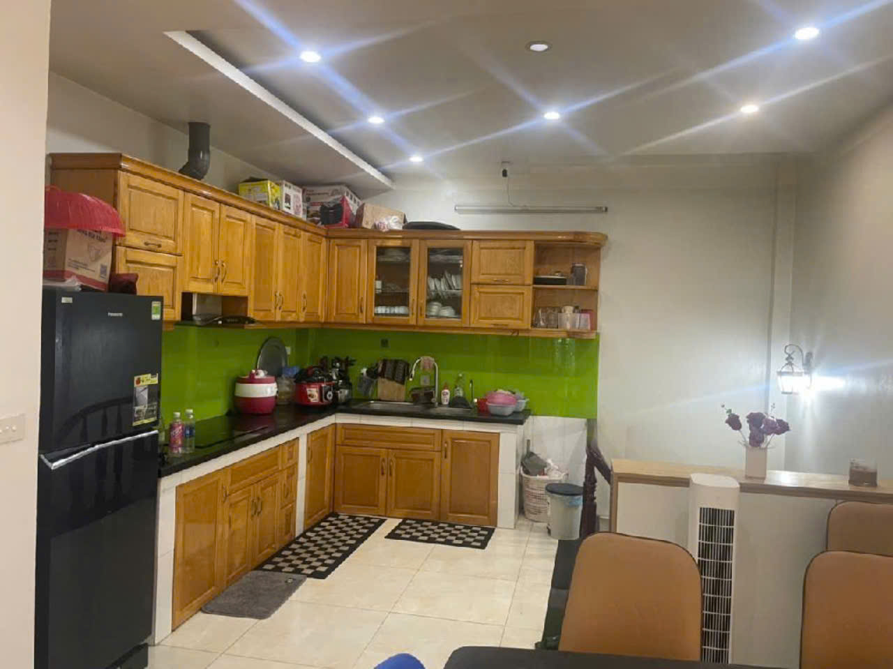 CẦN BÁN NHÀ CHÍNH CHỦ - CÓ 2 VỈA HÈ - VIEW VƯỜN HOA - NO10 - LK 366 KHU CỔNG ĐỒNG - Ảnh 4