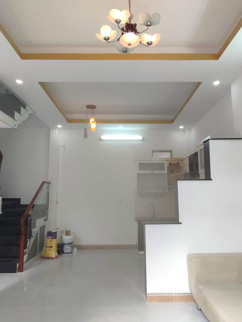 BÁN NHÀ QUẬN 7 DƯỚI 3 TỶ, 3 TẦNG, MÁI ĐÚC BTCT - Ảnh 1