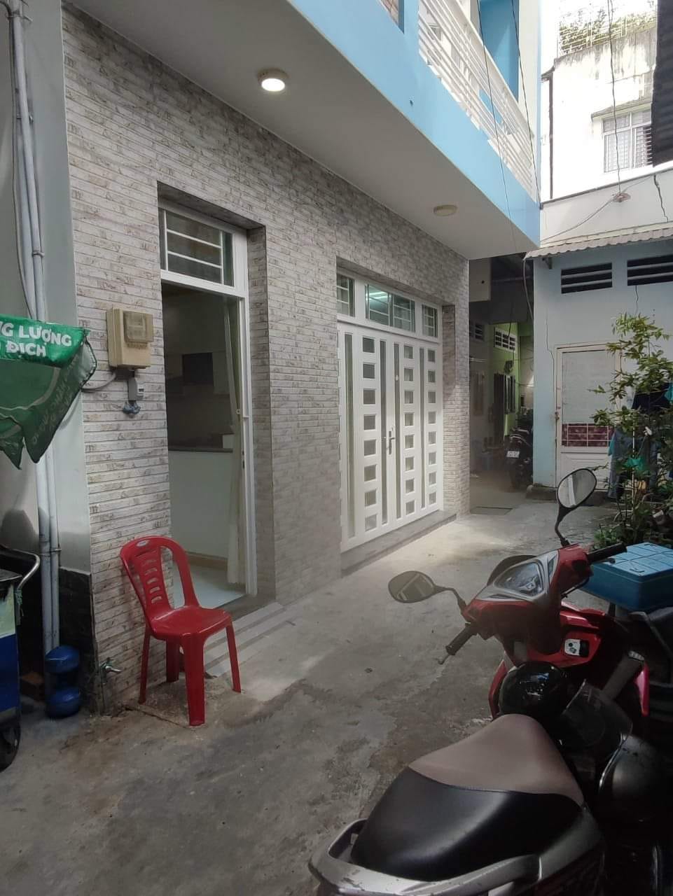 BÁN NHÀ QUẬN 7 DƯỚI 3 TỶ, 3 TẦNG, MÁI ĐÚC BTCT - Ảnh 2