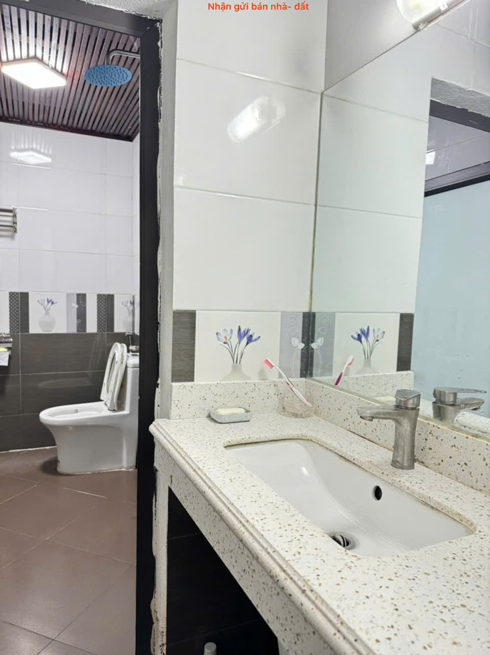 Bán nhà 3 tầng, tổ 4, TT Quang Minh, Mê Linh. Nhà đẹp, chỉ việc xách vali về ở - Ảnh 2