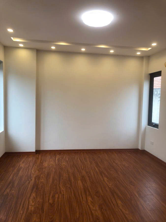 NHÀ MẶT PHỐ Ngọc Thụy 67m2 X 6 tầng mặt tiền 4.2m X 10.5 tỷ Long Biên. - Ảnh 2