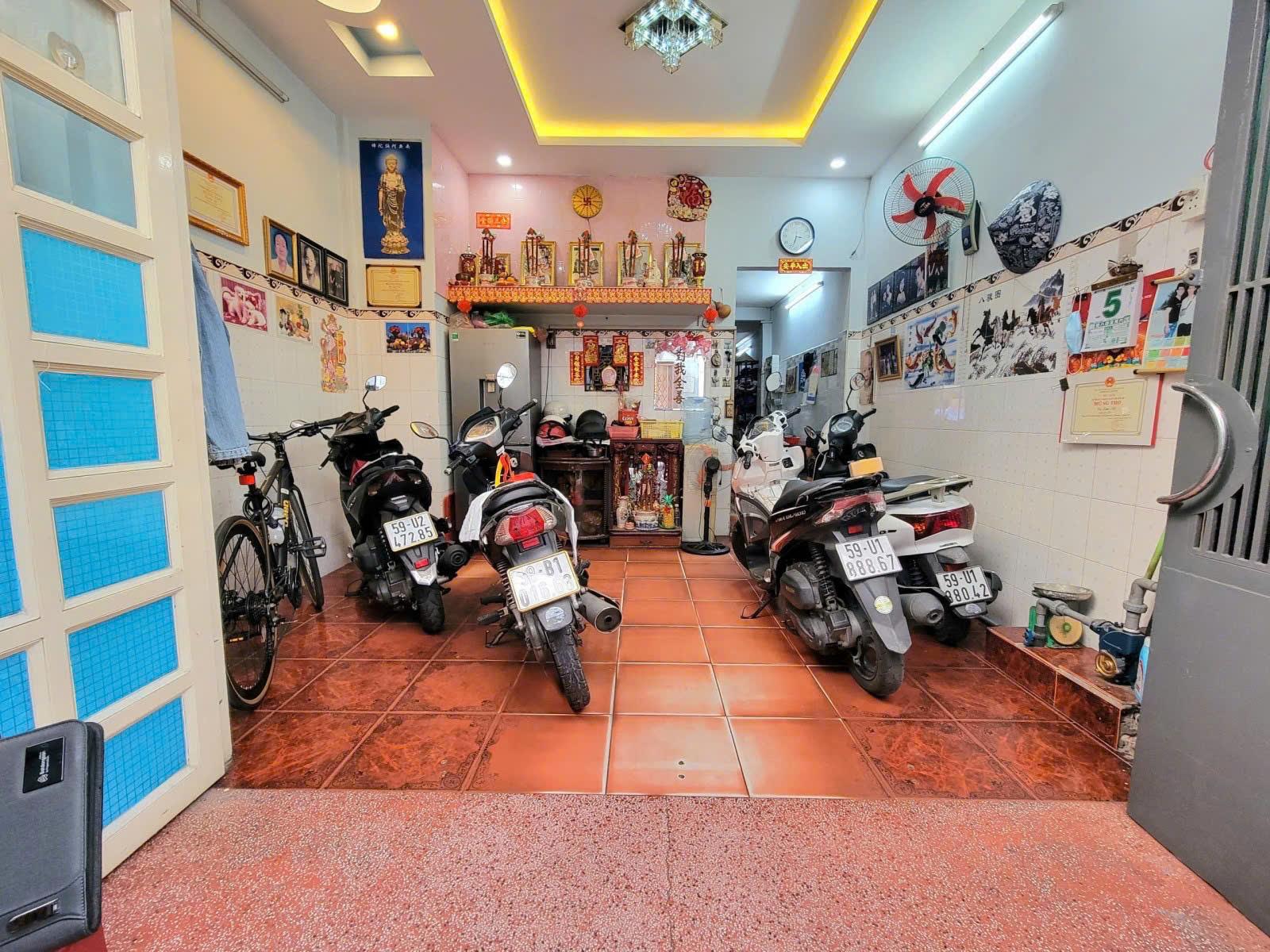 ** Nhà Sát Mặt Tiền, Hẻm ÔTÔ-Vị Trí Kinh Doanh Ngay Hồ Thị Kỷ -Lê Hồng Phong 45M2 10.9Tỷ - Ảnh 1