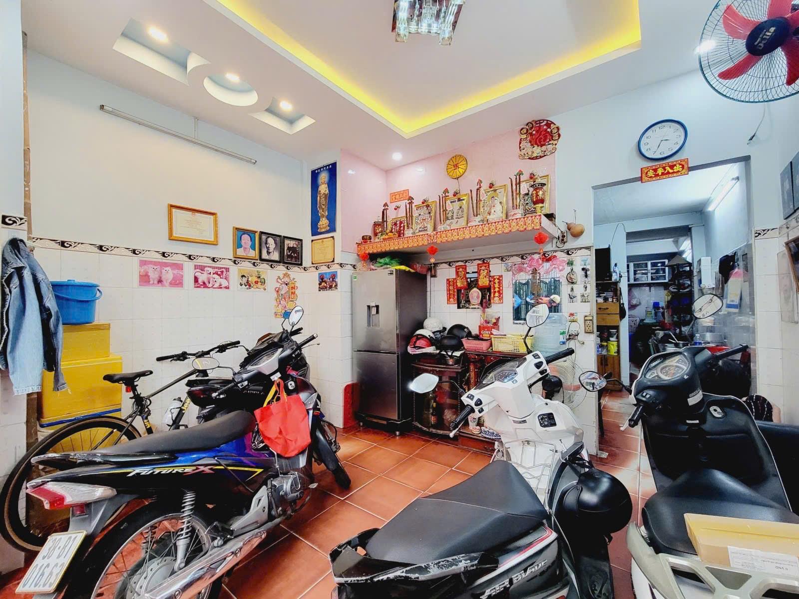 ** Nhà Sát Mặt Tiền, Hẻm ÔTÔ-Vị Trí Kinh Doanh Ngay Hồ Thị Kỷ -Lê Hồng Phong 45M2 10.9Tỷ - Ảnh 3
