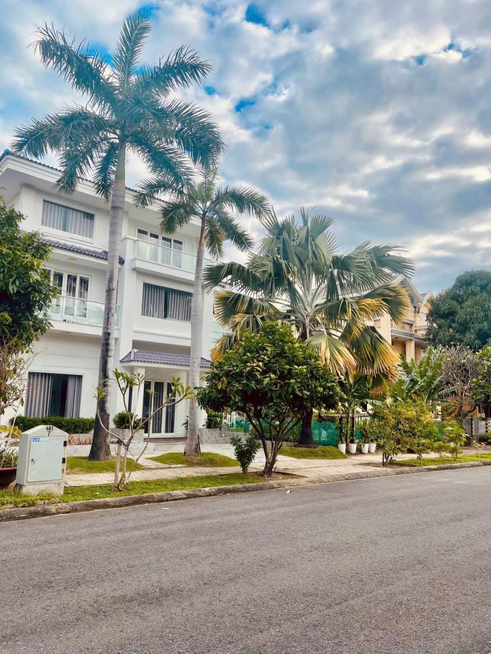 Bán biệt thự biển đẹp tại Khu Đô Thị Biển An Viên (Nha Trang). Mặt tiền đường lớn, sổ đỏ lâu dài - Ảnh 1