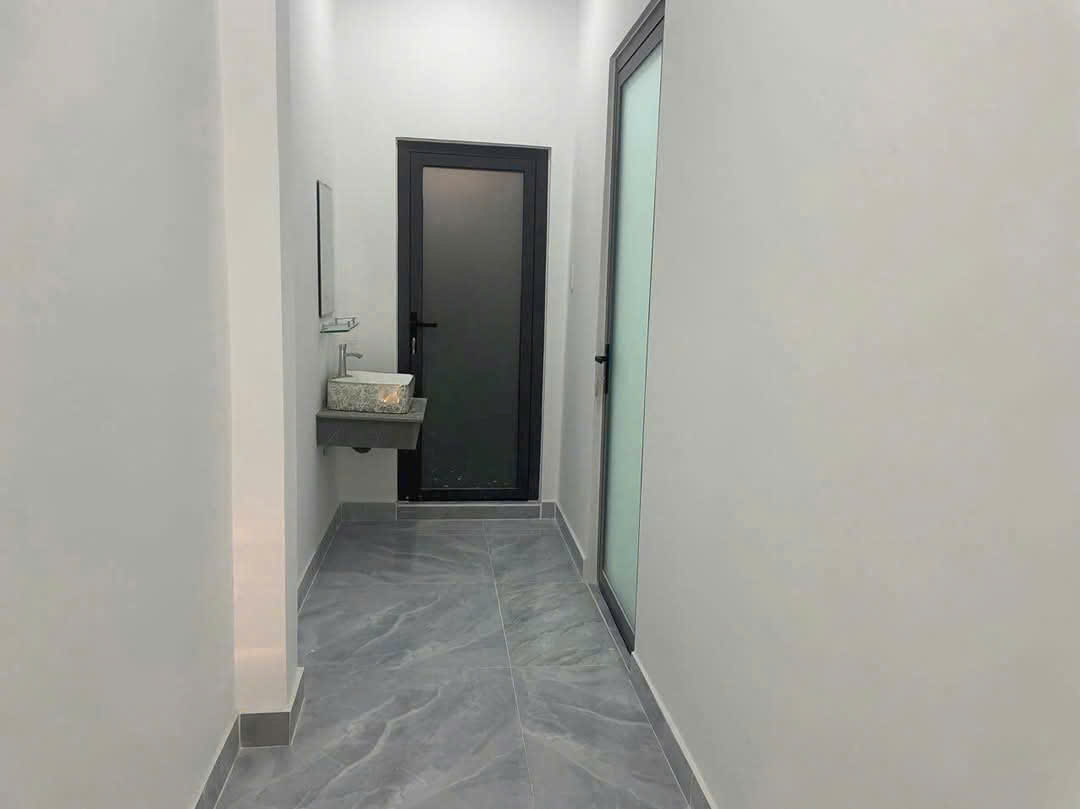 Nhà Đúc Lững (5x18) MT Hẻm 8m thông Liên Khu 2-5 qua Chợ Thiếc, Hiệp Thành, Q12 - Ảnh 3