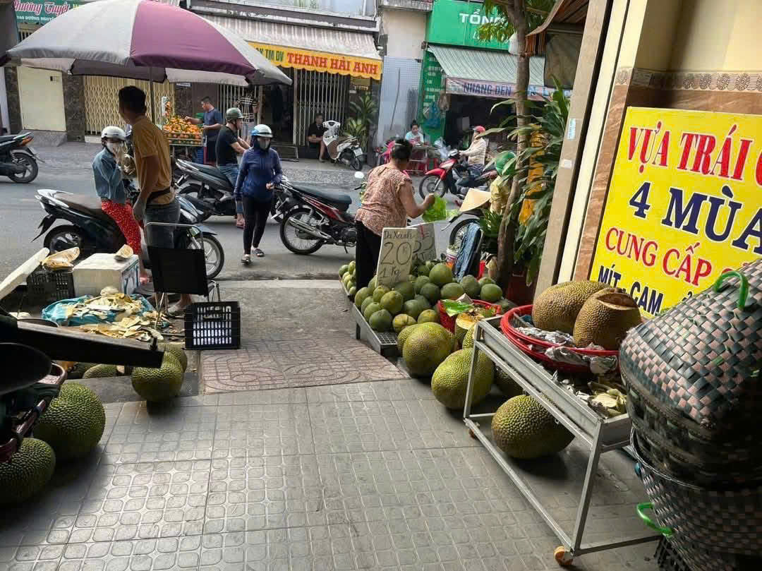 Nhà 4 Tầng (3.7x27) mặt tiền chợ Hiệp Thành 17, Quận 12 (Ngay chợ buôn bán bất chấp) - Ảnh 1