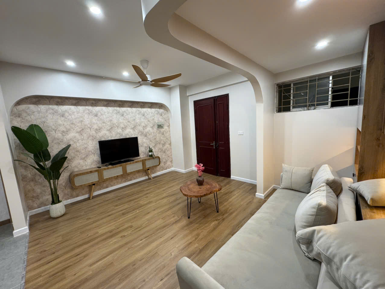 Căn hộ chung cư CT4A-X2 Linh Đàm- Hoàng Mai 68.5m2 * 2 ngủ - Sổ ĐỎ - giá chỉ 4 tỷ 80 triệu - Ảnh 1
