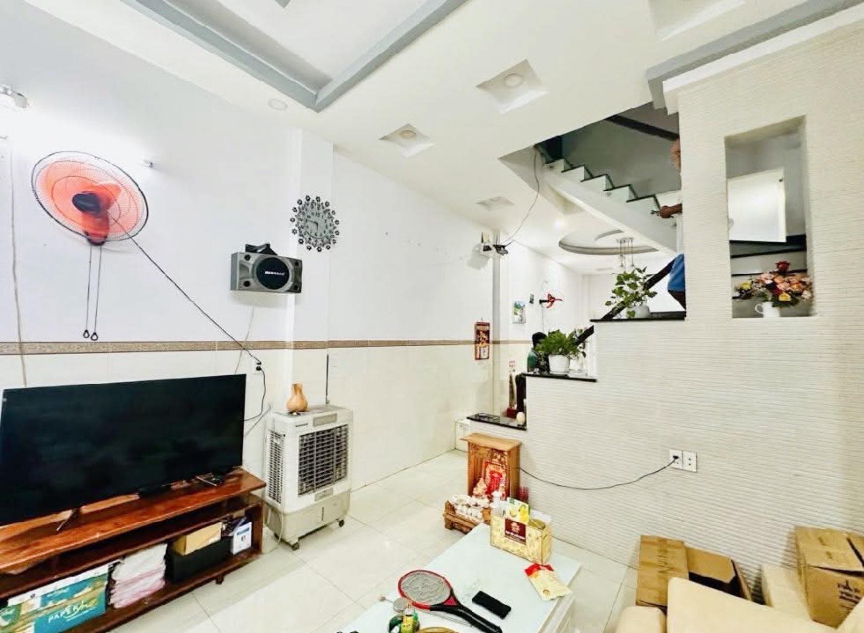 Bán nhà hxh 64m2-3tang sát mt Trần Thị Hè Q12 , liền kề Ngã 3 Đông Quang - 4 tỷ nhỉnh 0932030061 - Ảnh 3
