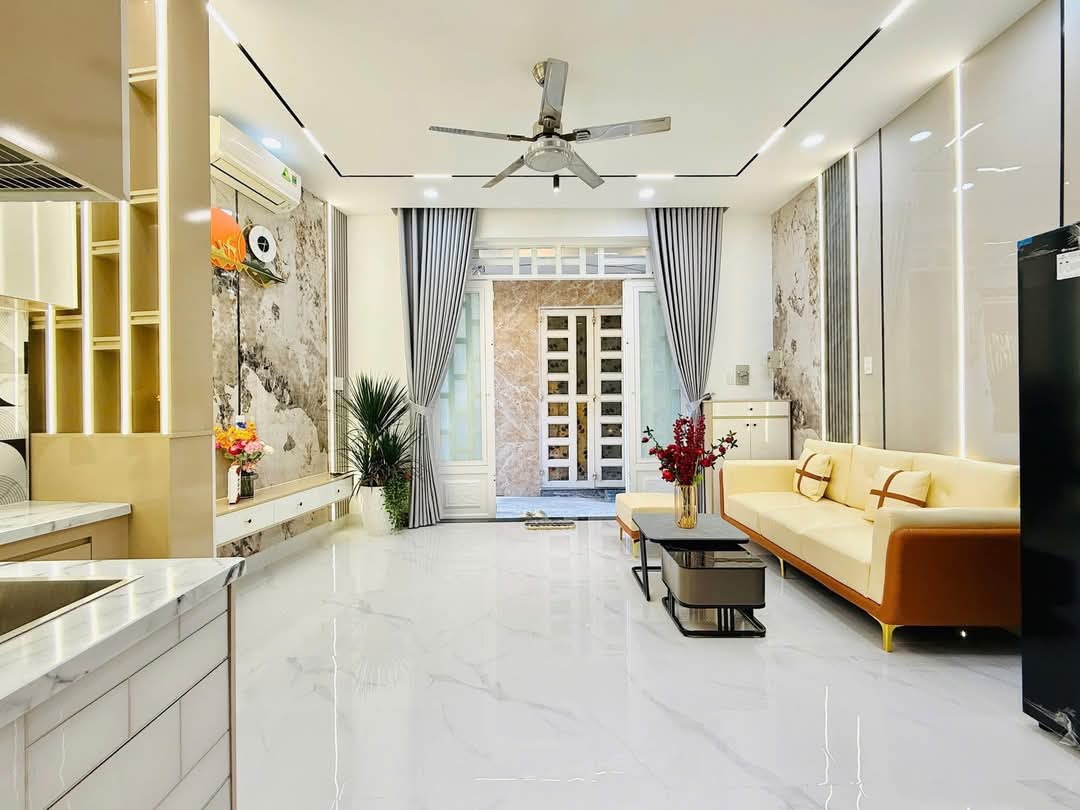 Cần bán nhanh nhà Gò Vấp 3 tỷ, 2 phòng ngủ, sổ hồng riêng - Ảnh 1