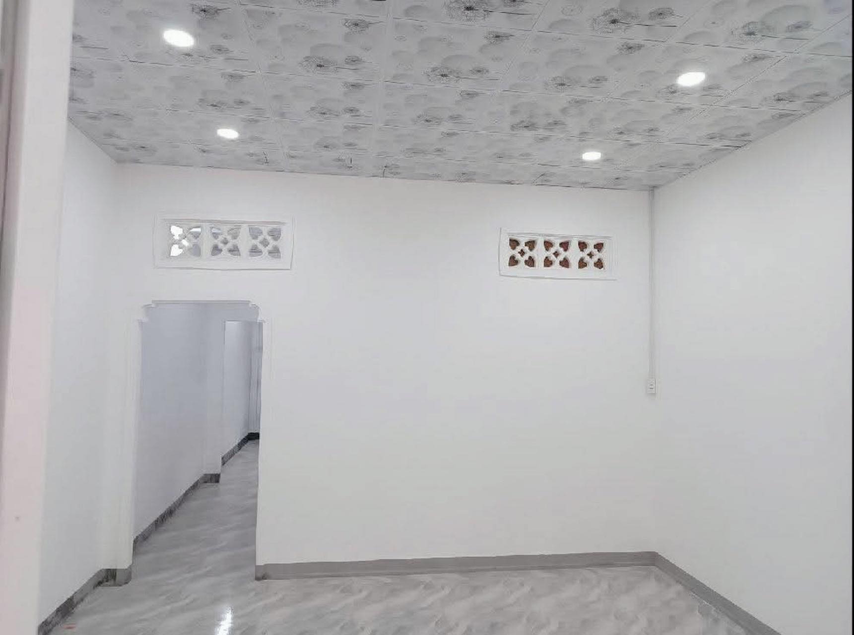 Nhà cấp 4 , 82m2 (4,5x18) sát mt Trương Thị Hoa Q12 , hẻm kiamoning , 4 tỷ nhỉnh 0932030061 - Ảnh 2