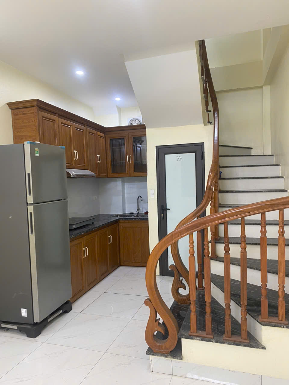 GIÁ TỐT - CHÍNH CHỦ CHO THUÊ NHÀ NGUYÊN CĂN 5 TẦNG TẠI NGÕ 72 PHƯỜNG TÂY MỖ, QUẬN NAM TỪ LIÊM, TP - Ảnh chính