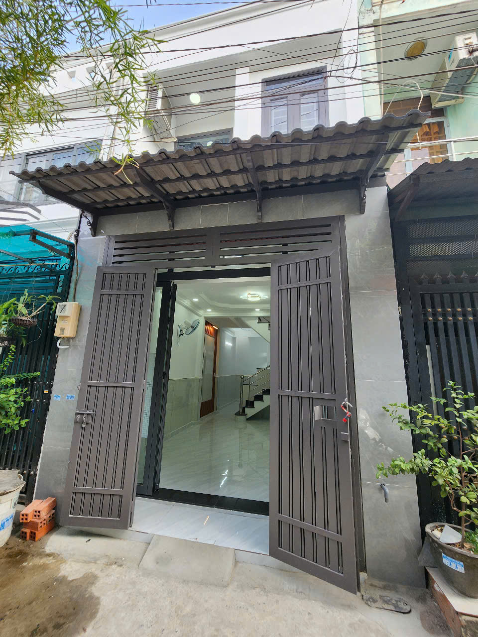 BÁN NHÀ MỚI TÂN THỚI HIỆP-QUẬN 12-SÔ HỒNG ĐẸP-VÀO Ở NGAY - Ảnh chính