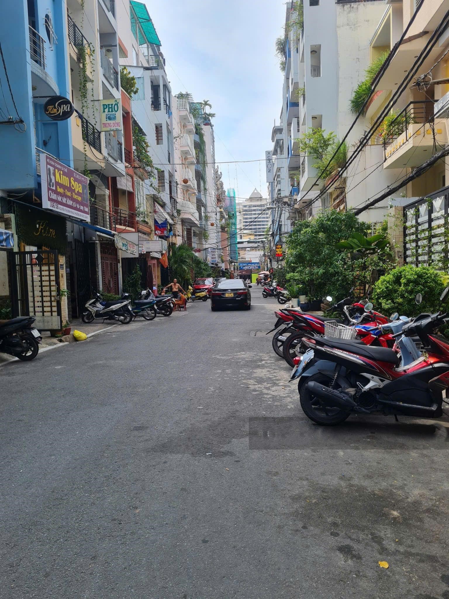 Siêu phẩm HXH Nguyễn Thị Minh Khai, Q1. 6x14m. 4 tầng. Giá chỉ 17 tỷ TL - Ảnh 2