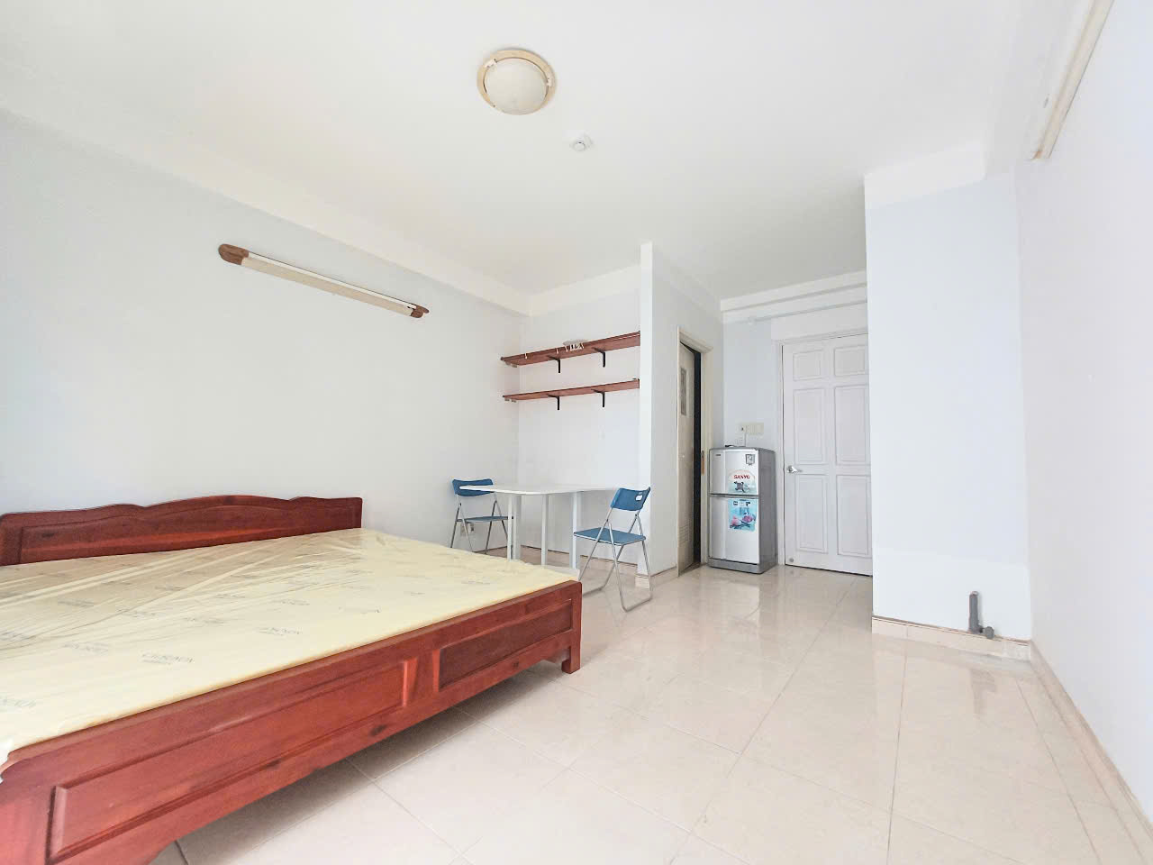 CHO THUÊ CĂN HỘ CHUNG CƯ FULL NỘI THẤT ĐƯỜNG NGUYỄN VĂN CÔNG - TP HỒ CHÍ MINH - Ảnh chính