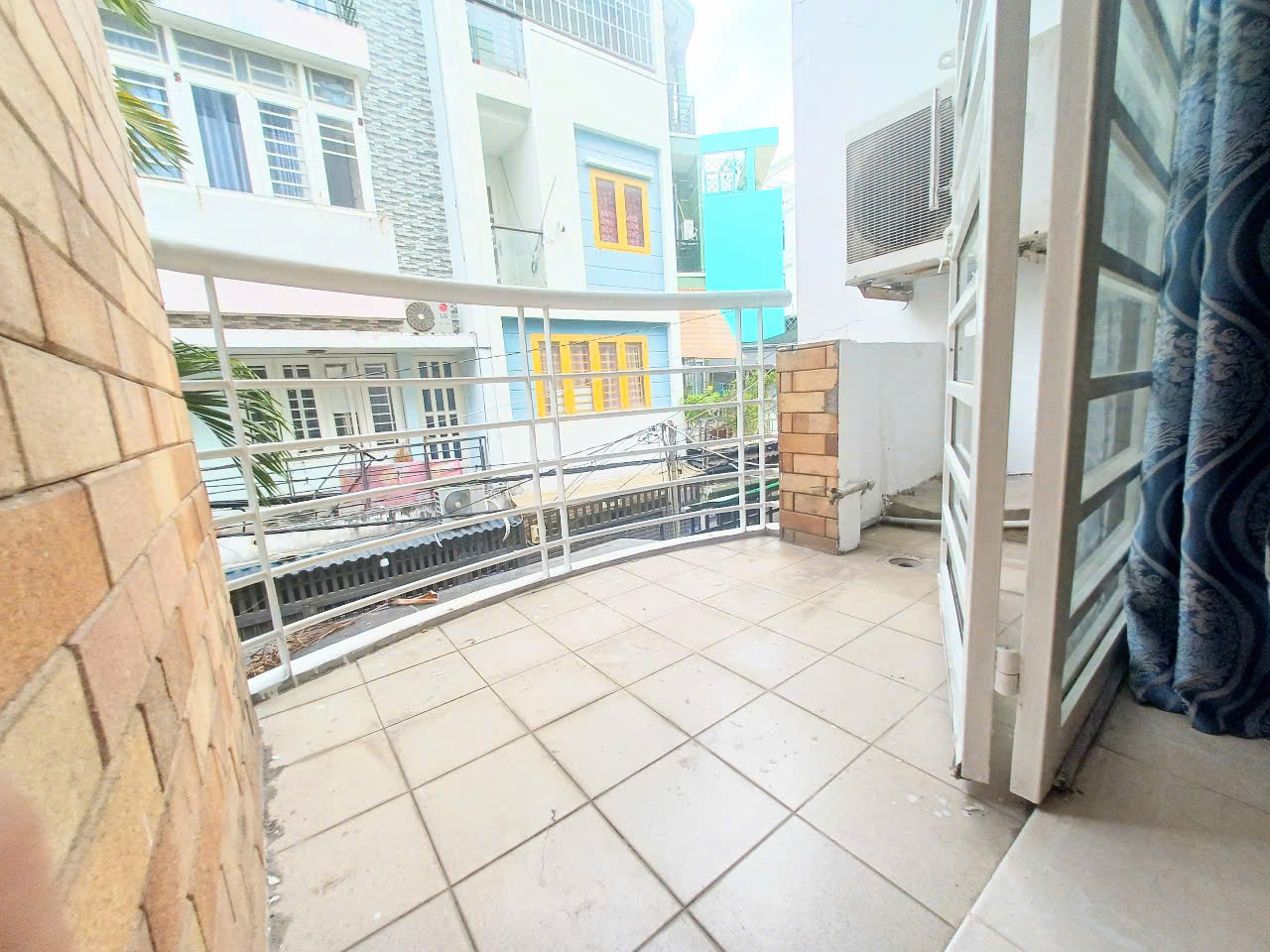 CHO THUÊ CĂN HỘ CHUNG CƯ FULL NỘI THẤT ĐƯỜNG NGUYỄN VĂN CÔNG - TP HỒ CHÍ MINH - Ảnh 3