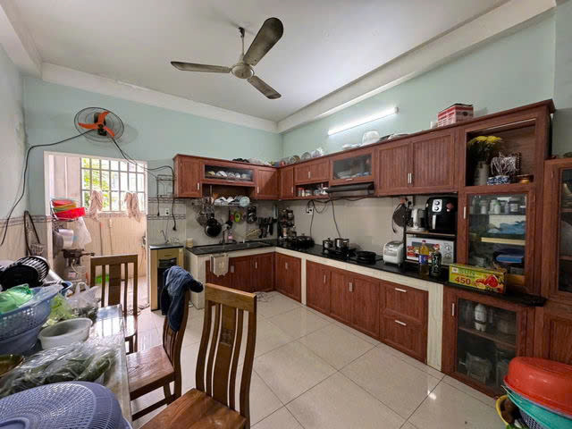 GIÁ MỀM NHẤT QUẬN BÌNH TÂN: 6.6 TỶ - Diện tích: 81m² (4x20m) - 3 TẦNG – HẺM XE TẢI THÔNG - 1 trệt, - Ảnh 1
