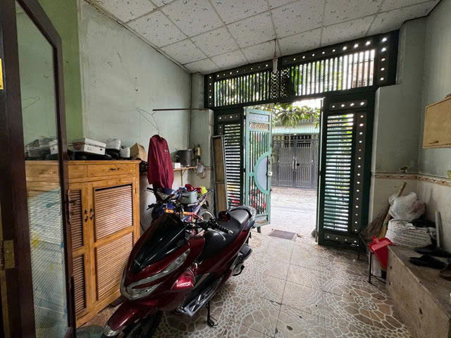 GIÁ MỀM NHẤT QUẬN BÌNH TÂN: 6.6 TỶ - Diện tích: 81m² (4x20m) - 3 TẦNG – HẺM XE TẢI THÔNG - 1 trệt, - Ảnh chính