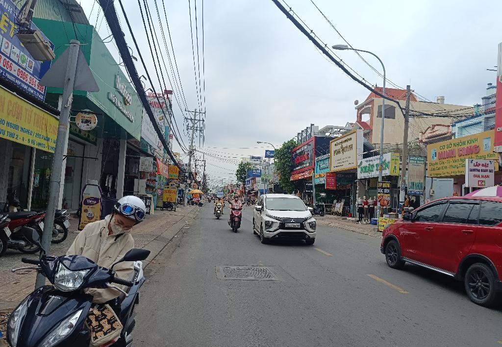 Bán nhà mặt phố Nguyễn Ảnh Thủ, Hiệp Thành, Quận 12, TP.HCM, 11 tỷ x , 119m2 - Ảnh chính