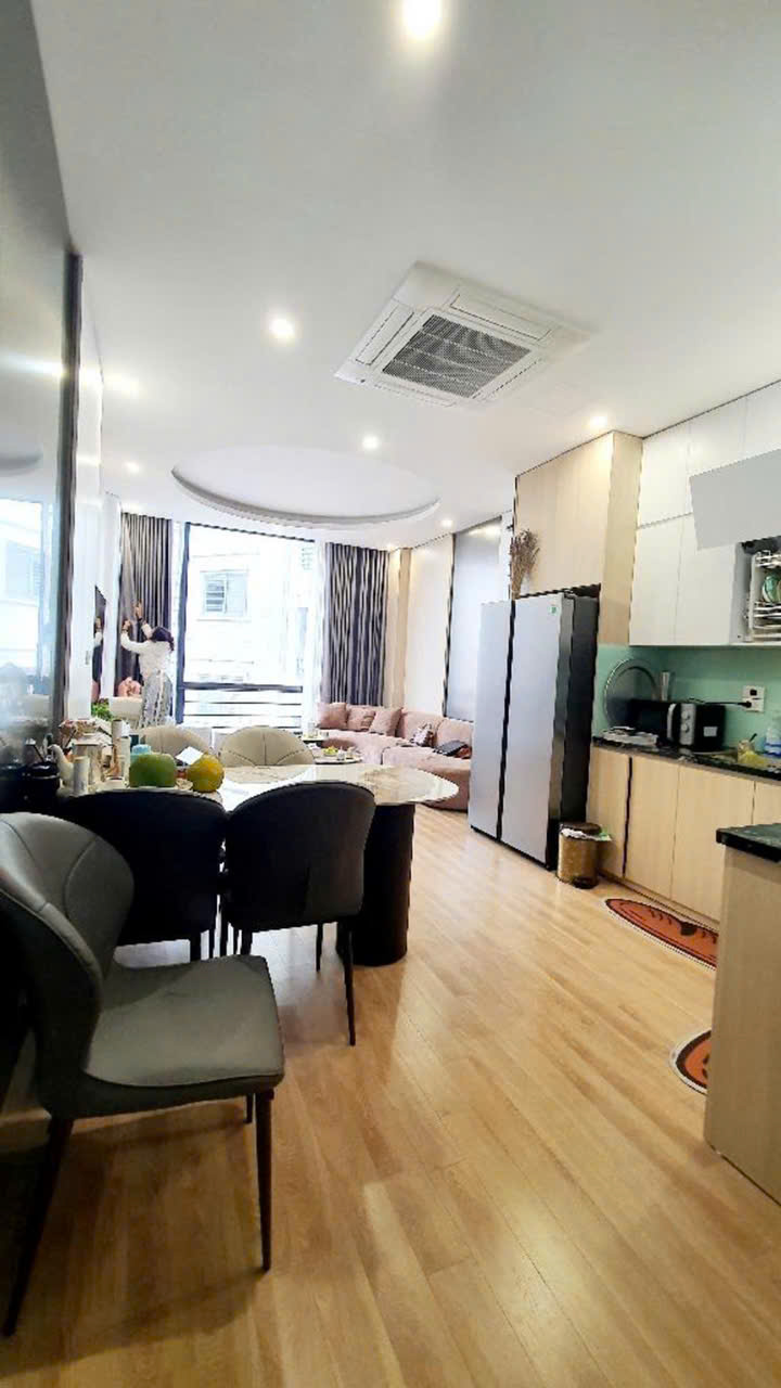 NHÀ ĐẸP DÂN XÂY UY TÍN GIA THỤY 42M, 6T, MT4M, THANG MÁY, KD, Ô TÔ TRÁNH. - Ảnh 2