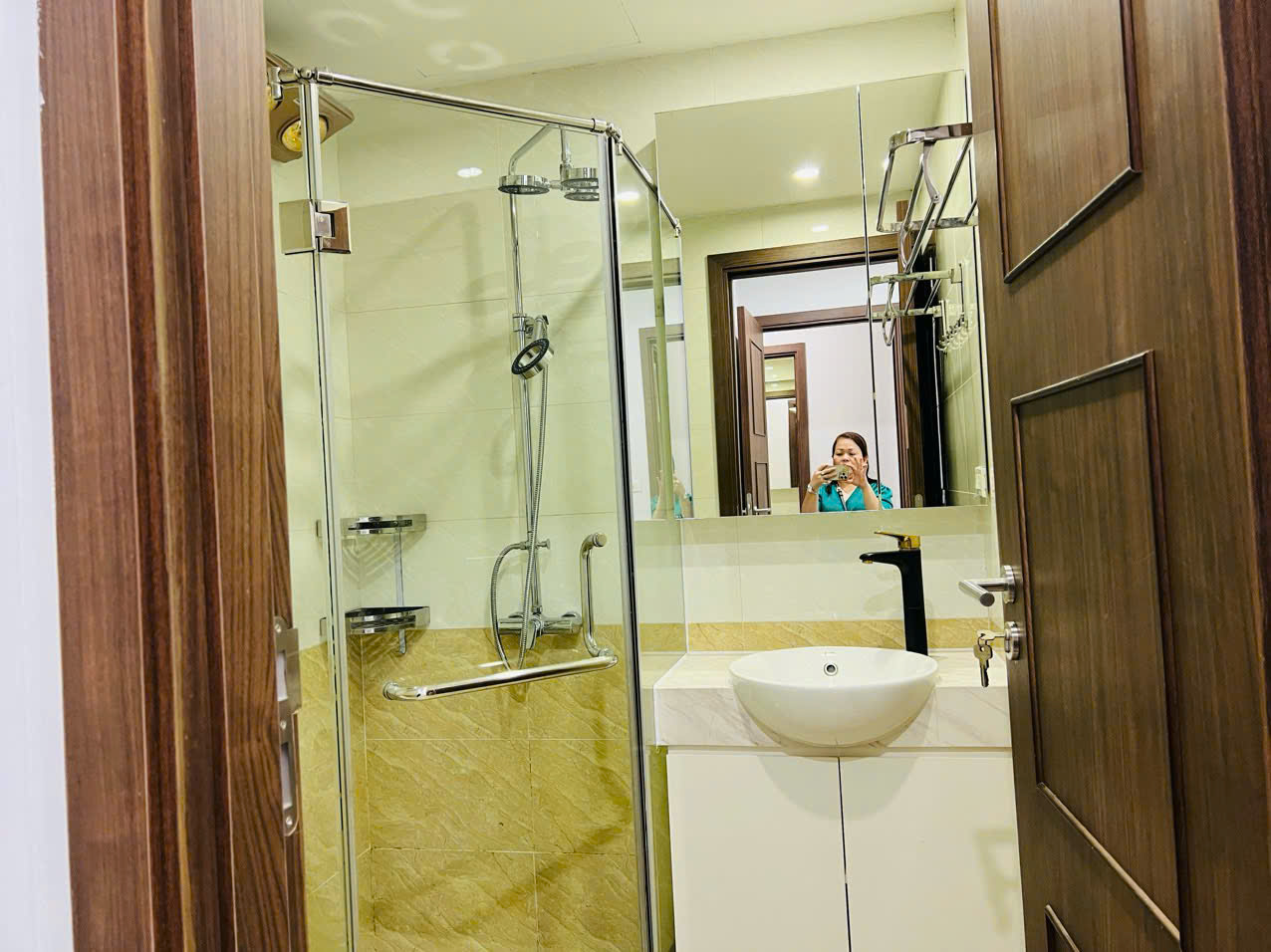 Chính chủ bán căn góc khu Vinhome Green Bay -số 7 Đại lộ Thăng Long - Phường Mễ Trì, Quận Nam Từ Liê - Ảnh 3