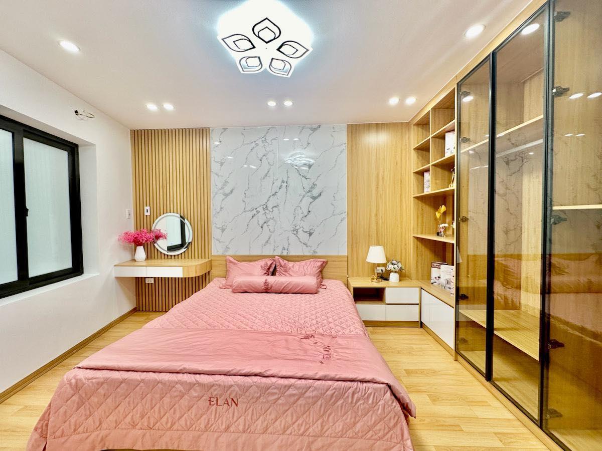 Nhà phố Lương Yên-4T 30M-mặt ngõ chợ-ô tô đỗ cửa. - Ảnh 2