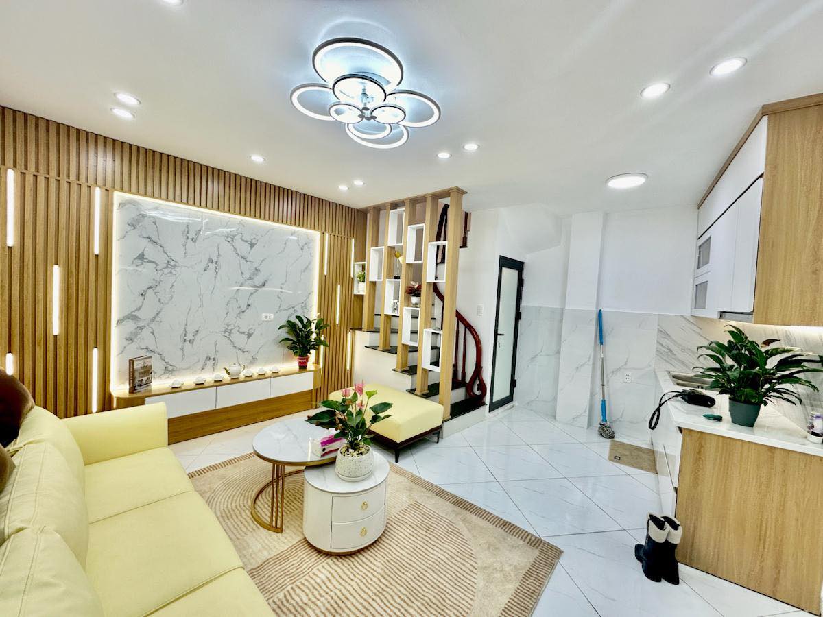Nhà phố Lương Yên-4T 30M-mặt ngõ chợ-ô tô đỗ cửa. - Ảnh chính