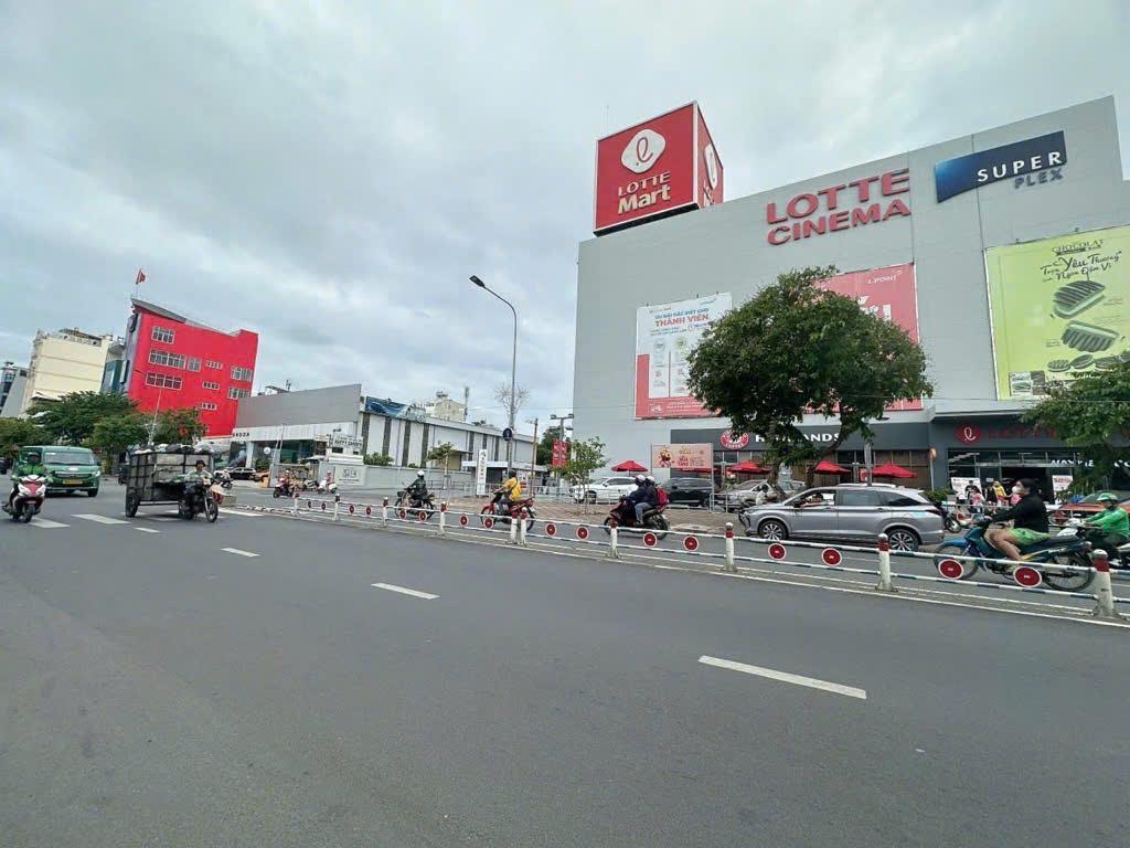 NHÀ ĐẸP  TRIỆU ĐÔ CHỈ CÒN 18 TỶ. 5 TẦNG 100M2 Quận Gò Vấp (5.1x20) - HẺM 12 MÉT, XE TẢI - Ảnh chính
