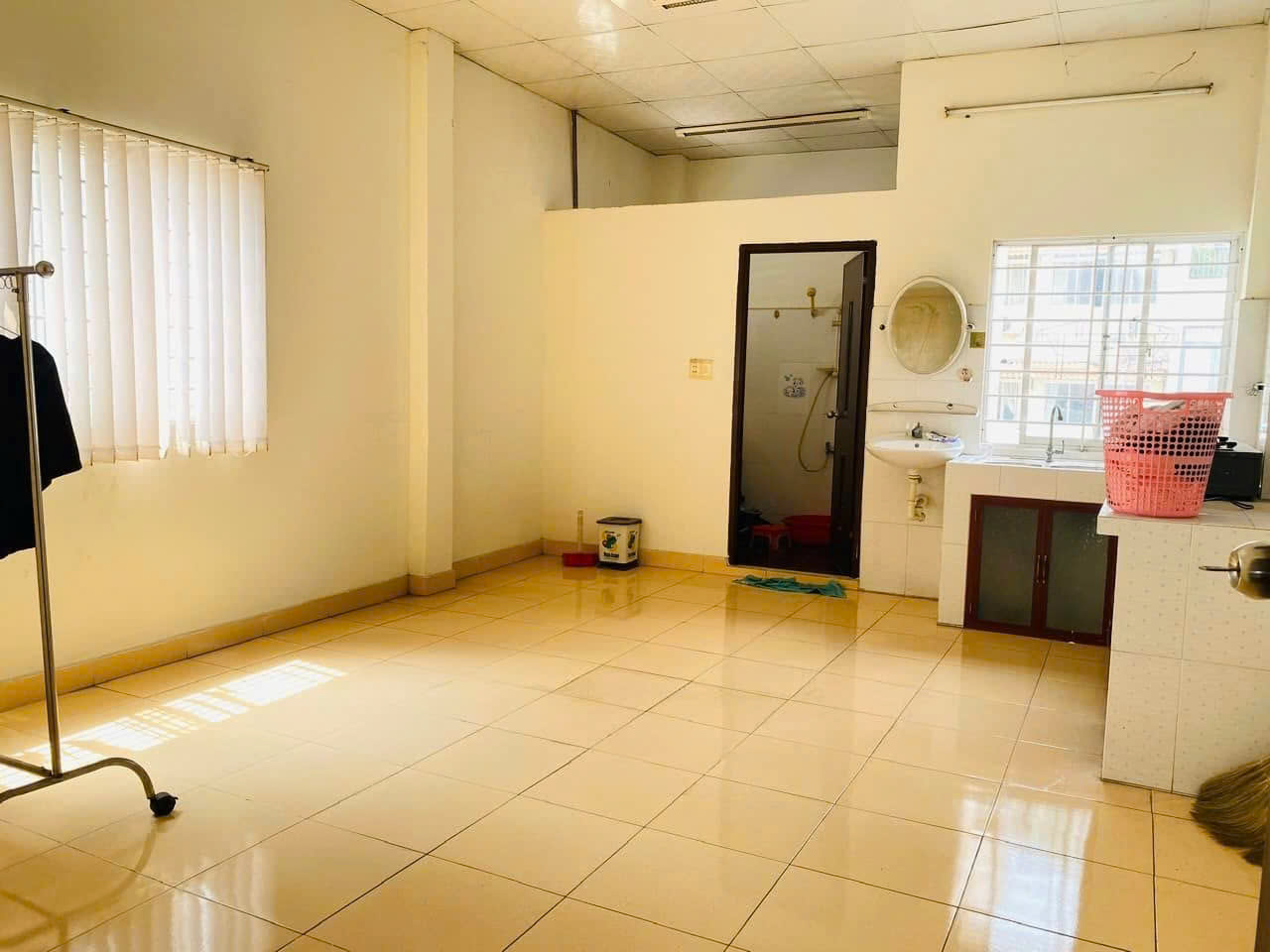 Bán nhà Mặt tiền Nguyễn An Ninh - ngay Nơ Trang Long - Bạch Đằng, 10x23m, C 4, 45 tỷ - Ảnh 3