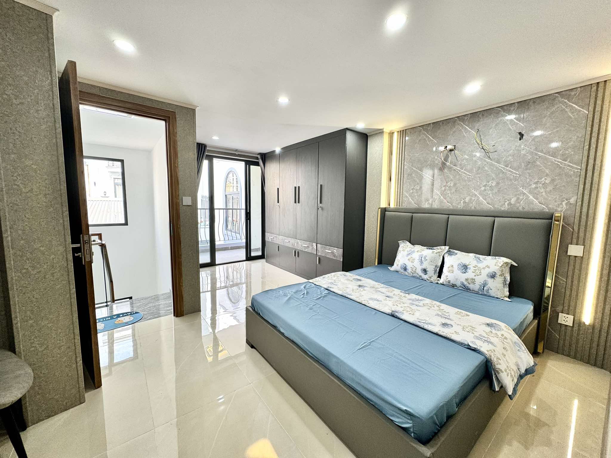 Bán Nhà Nguyên Hồng 45m2, Ngang 5.2m , 4 Tầng, Ôtô Tới Nhà Nhỉnh 7 Tỉ - Ảnh 3