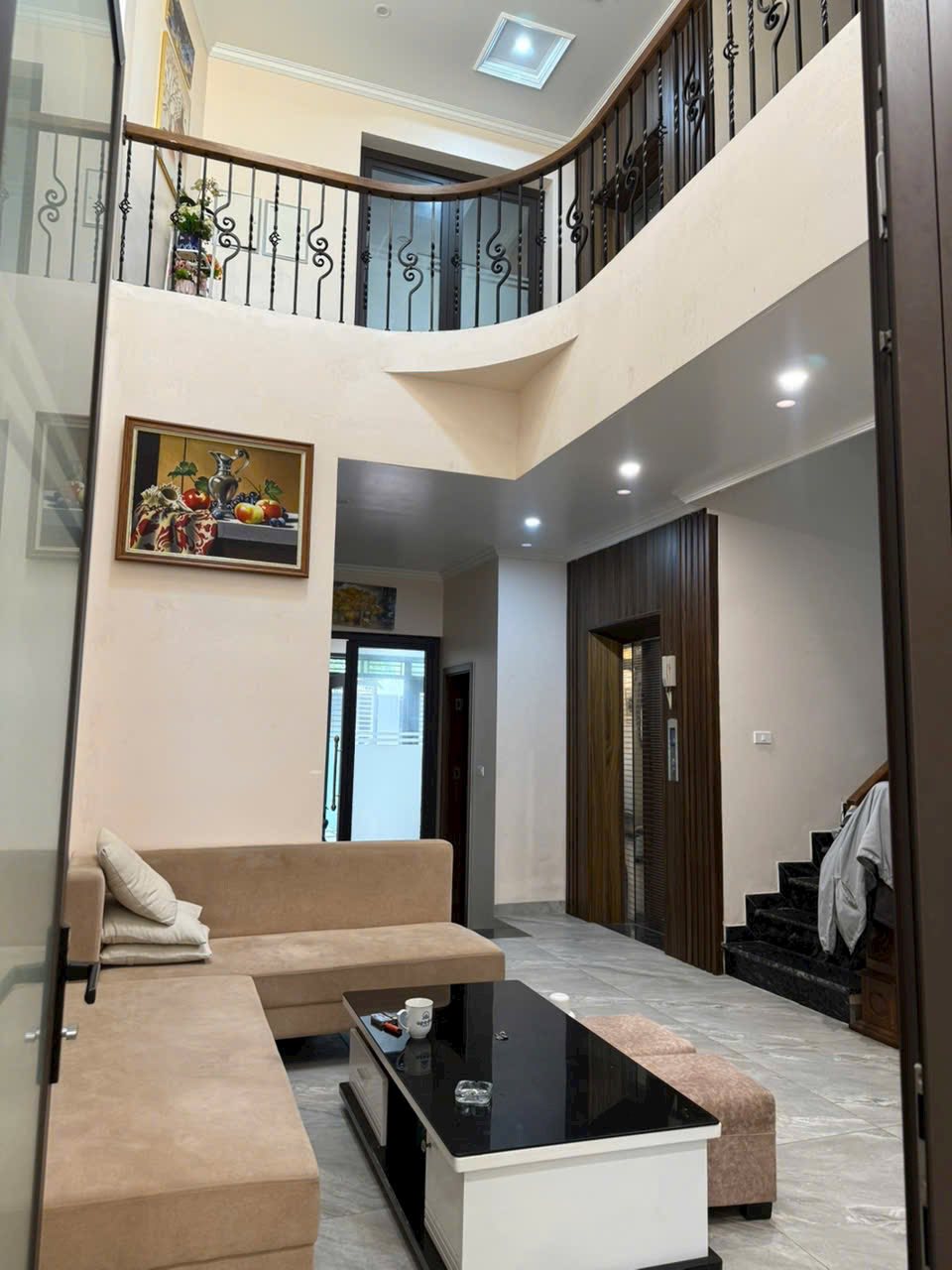 Bán nhà 4 tầng thang máy mặt phố KĐT Đông Nam Cường, TP HD, 118m2, 4 ngủ, 5 vs cực đẹp - Ảnh 1